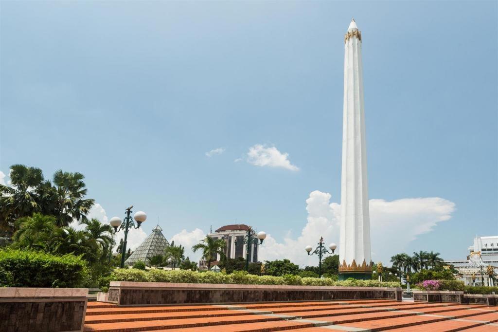 G Suites Hotel By Amithya Surabaya Dış mekan fotoğraf