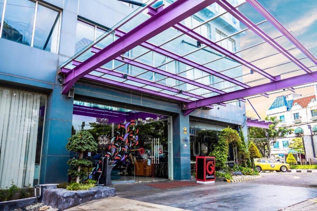 G Suites Hotel By Amithya Surabaya Dış mekan fotoğraf
